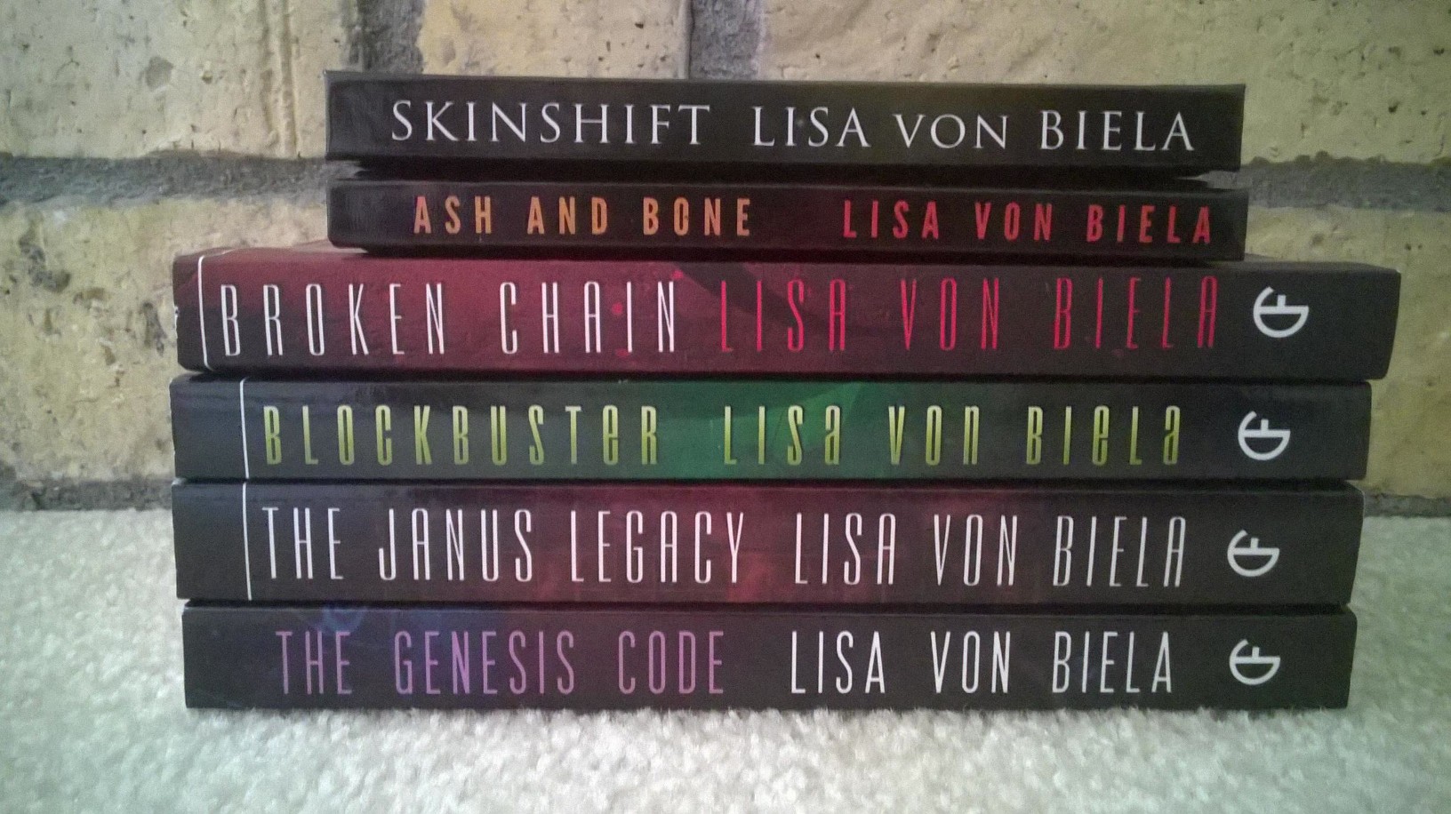 All books through Broken Chain